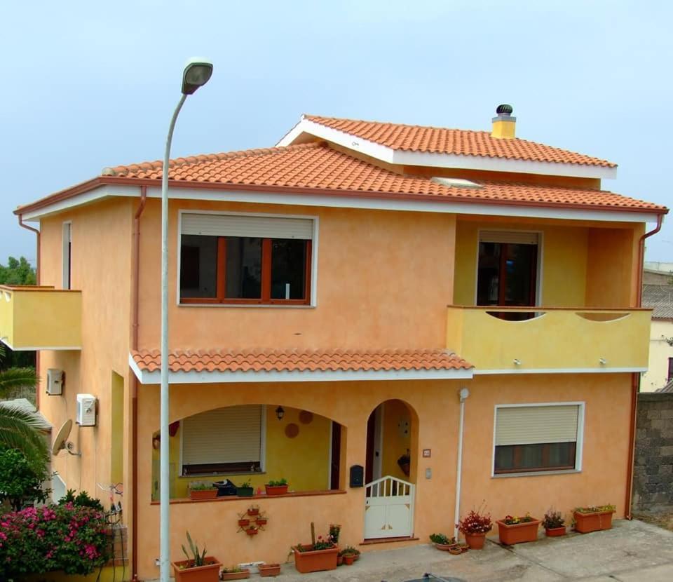 B&B Il Rifugio Del Lupo - E6721 Paringianu 외부 사진